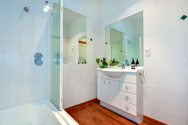 70 Sandwich Road Beckenham_16