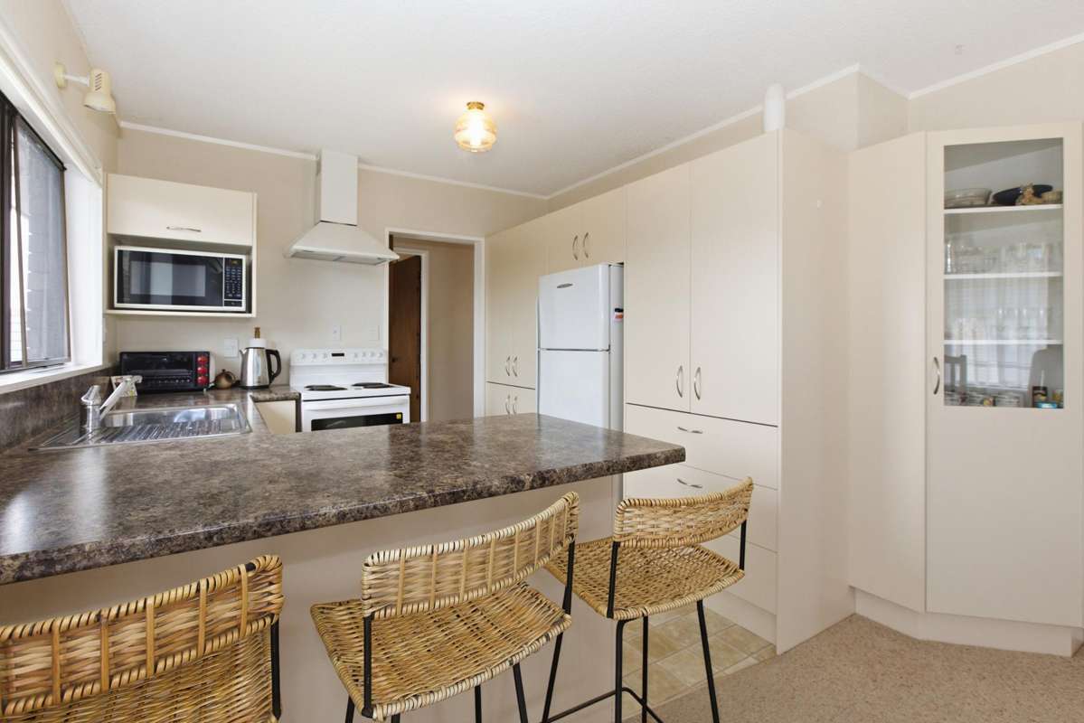 32 Coronation Road_1