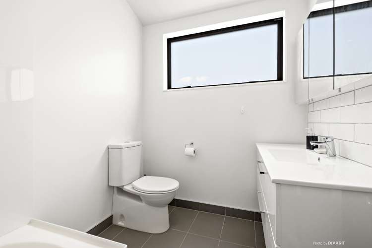 3/74 Derwent Street Island Bay_10