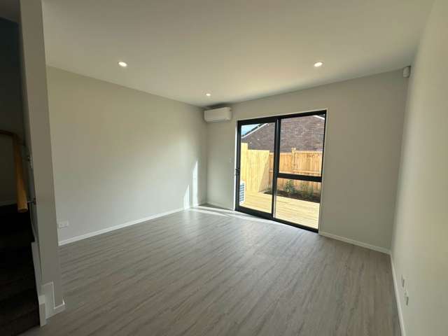 2/26A Eastridge Court Somerville_3