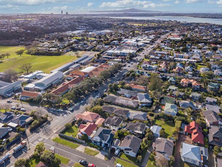 1/170 Onewa Road Northcote_7