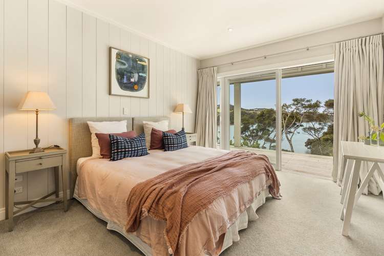 729 Orapiu Road Waiheke Island_23