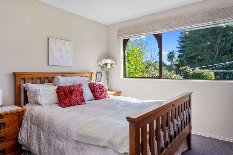 33 Guys Road Yaldhurst_13