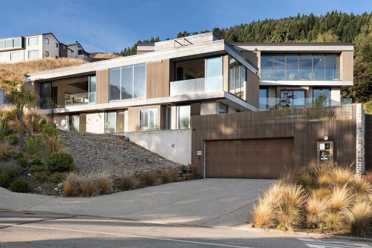 1/3 Kerry Drive_0