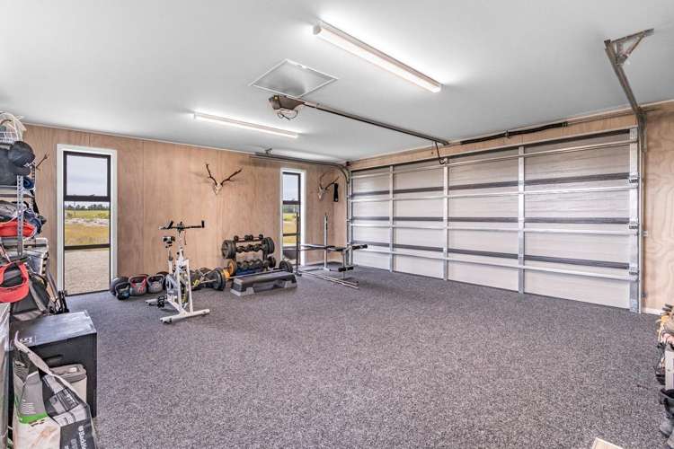 14 Ralph Moir Drive Te Anau_13