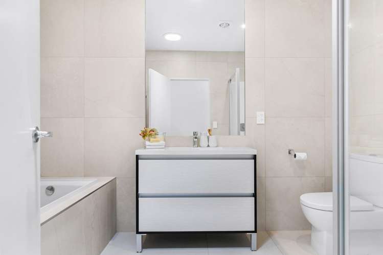 44 Owen Chapman Drive Red Beach_19