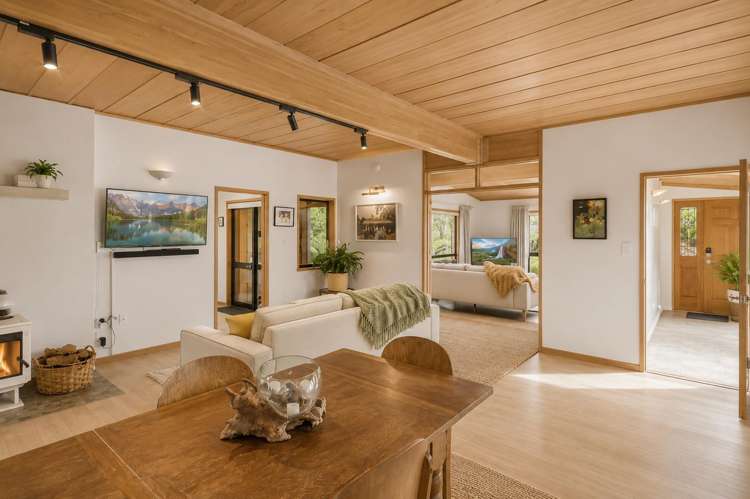 47 Cherrington Road_1