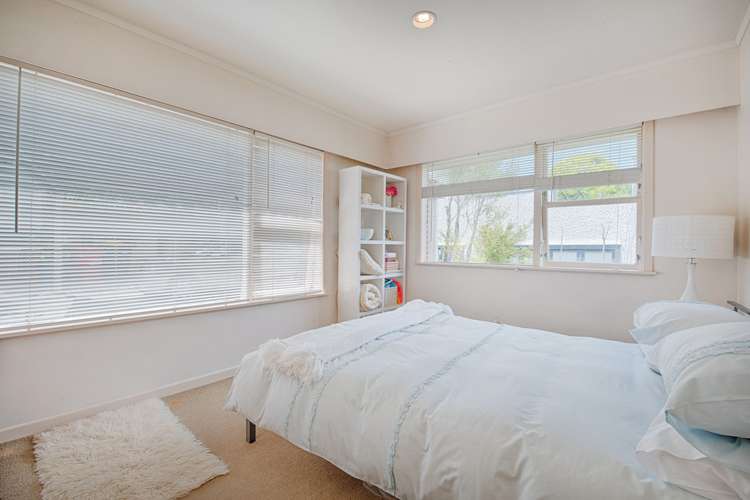 74 Seaview Road Castor Bay_11