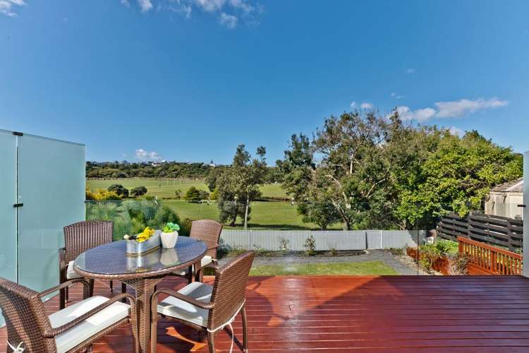 6 Tarahanga Street Northcote_14