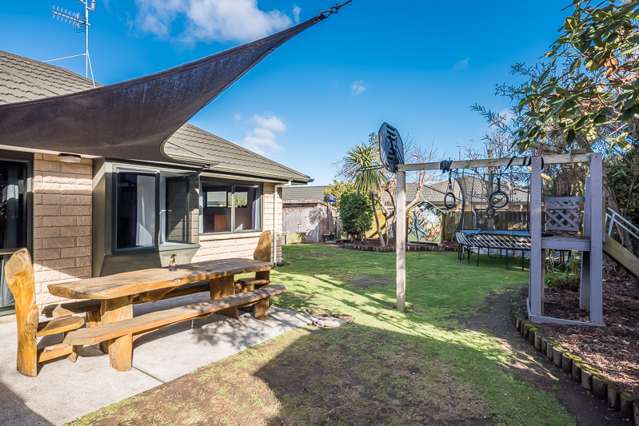 4 Beachwater Grove Paraparaumu Beach_1