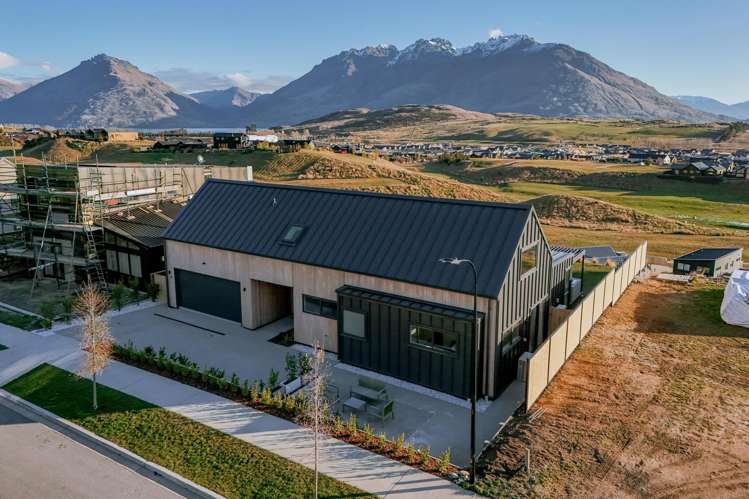 101 Spur Ridge Rise Jacks Point_38