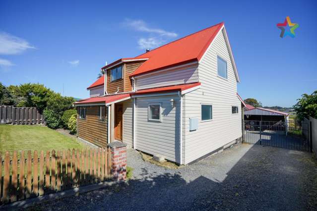 BIG HOME + BIG GARAGE = HAPPY FAMILY!!