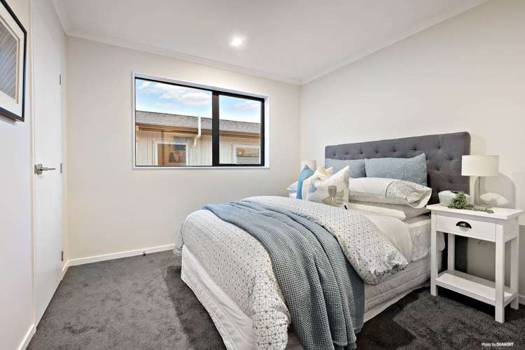 24 Cooladawson Drive Flat Bush_9