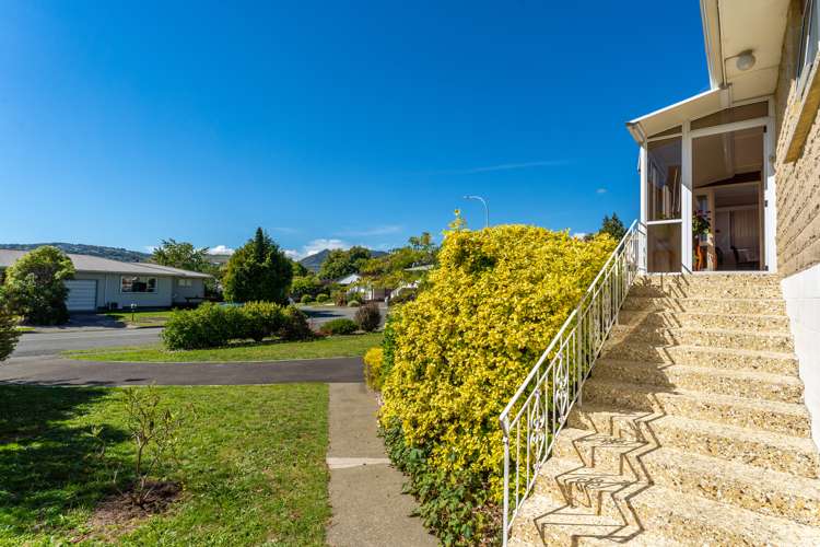 6 Newall Avenue Stoke_10