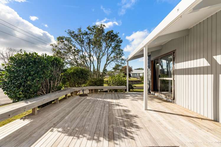 401 Linton Crescent Whangamata_19