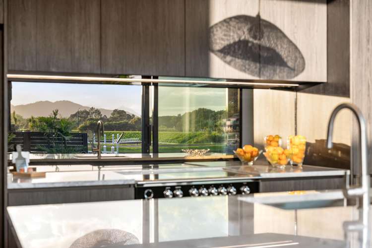 110 Motu Iti Pauanui_10