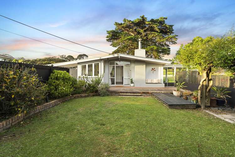 15 Bethells Road Waitakere_2