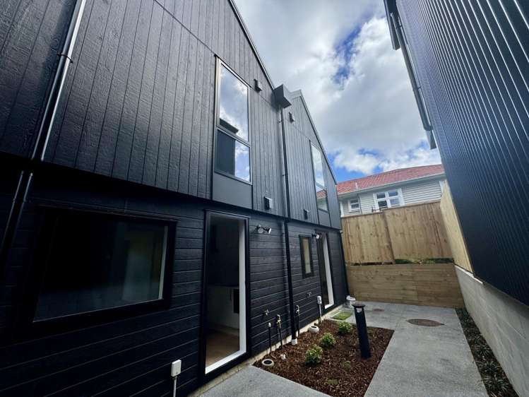 8/83 Ruawai Road 1816_9