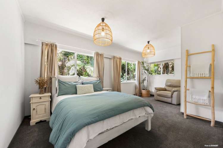 74 Rayner Road Piha_8