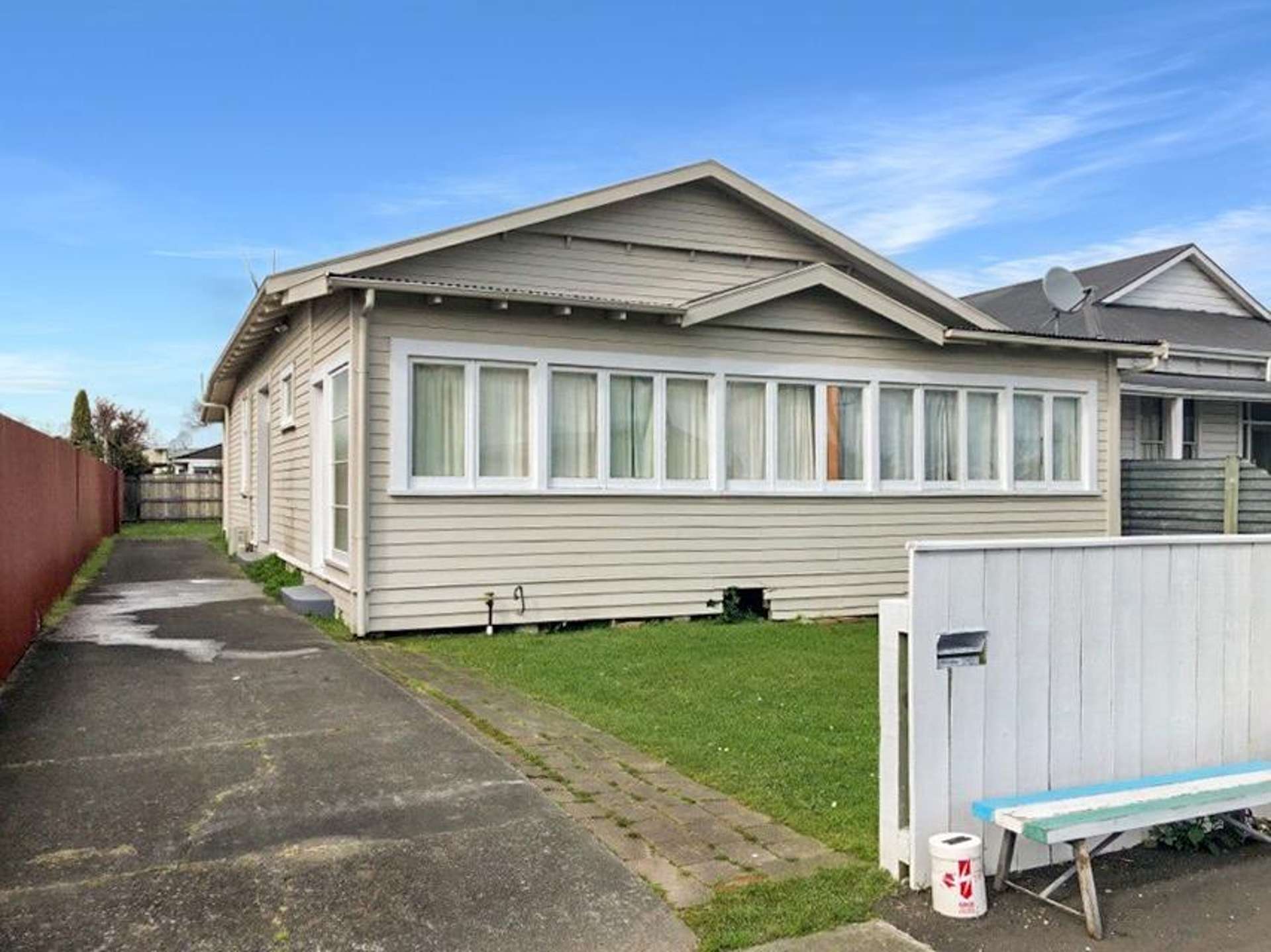 240 Ferguson Street 10930_0