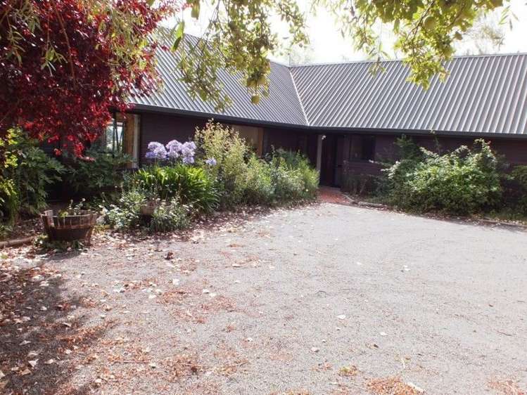 216 Broxton Road MacDonald Downs_23