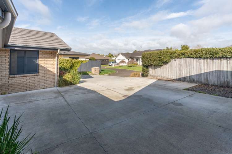 32 Nielsen Gardens Rototuna_41