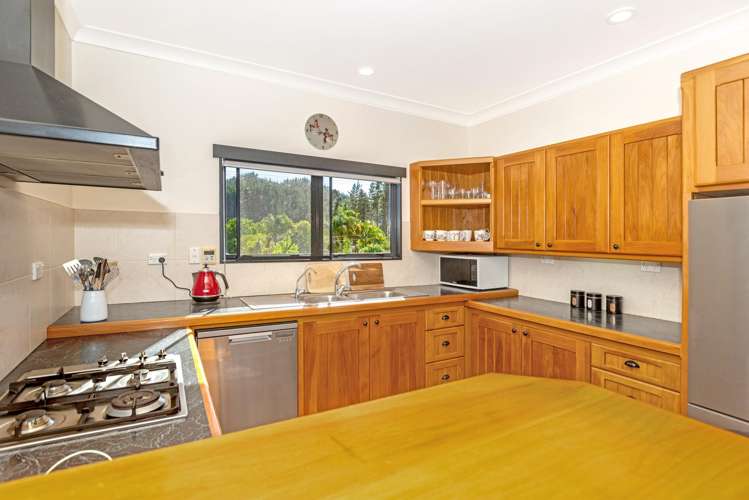 198 and 200 Barkers Hill Road Whataupoko_9