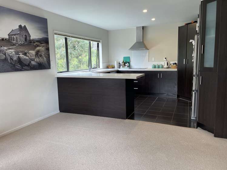 19 Riverglade Parkway Te Atatu South_5