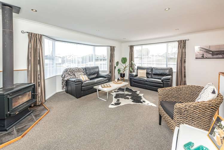 94 Devon Road Springvale_8