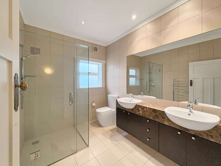 24 Hollywood Avenue Epsom_8