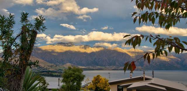 Million dollar views and fully furnished!