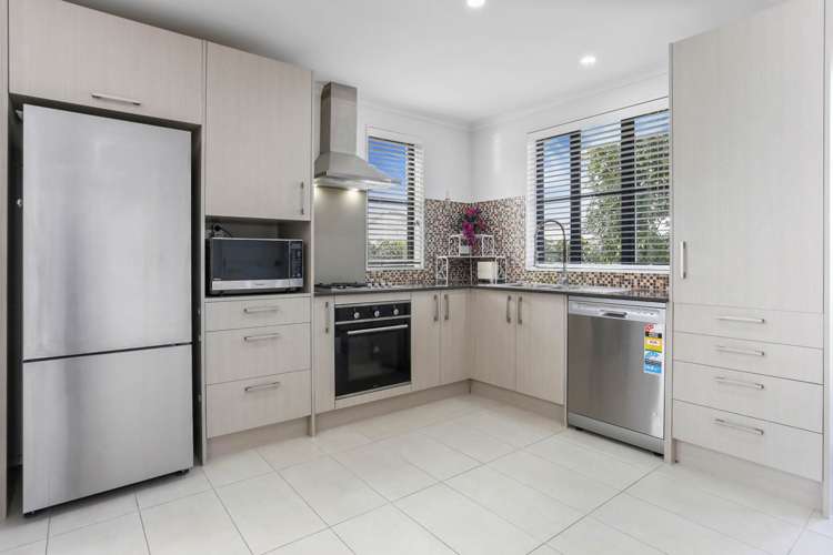 69 Saddleback Crescent Papakura_2