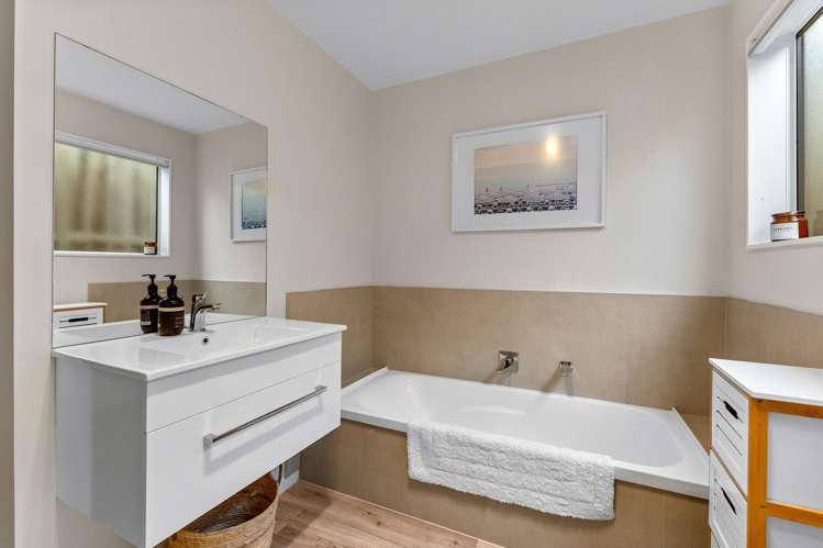 40 Midshipman Court Gulf Harbour_14