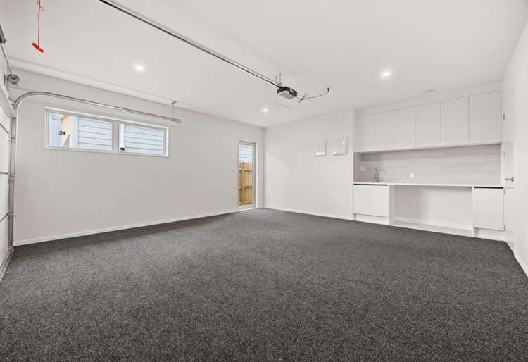 44 Furlough Road Opaheke_8
