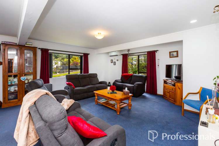 2 Fenchurch Grove Stokes Valley_7