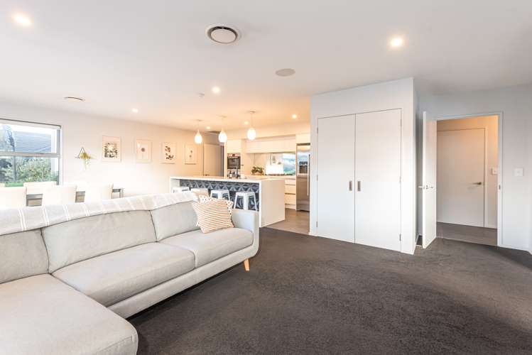 29 Sunline Avenue Lincoln_10