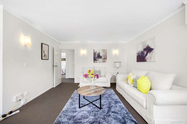 16 Dennis Avenue Hillpark_8