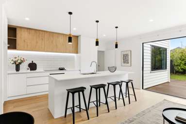 100 Maurice Kelly Road_1