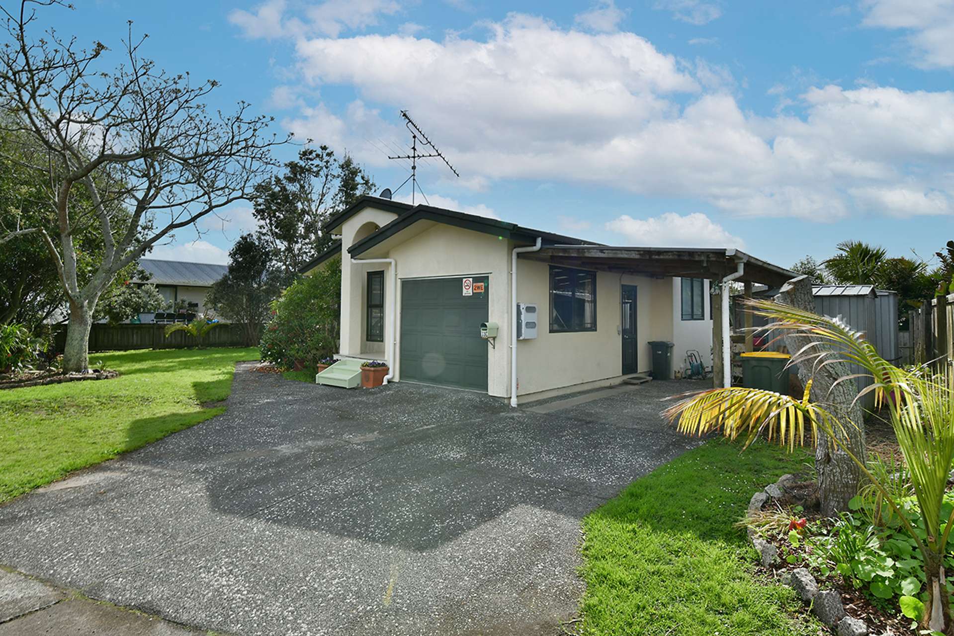 33e Springs Road Parakai_0