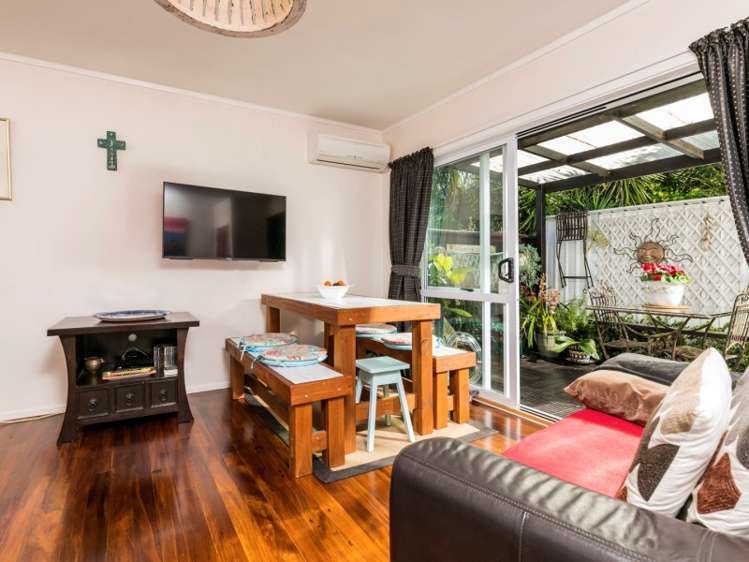 3/54 Ngataringa Road Devonport_3