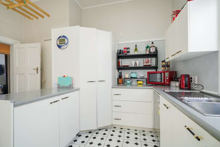 121 Pomona Street Strathern_17