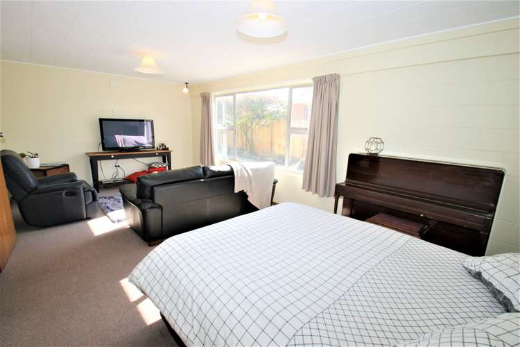 18 Carlyle Road Mosgiel_13