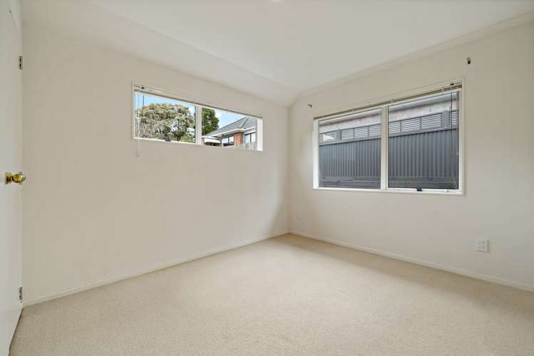 2/43 Hillsborough Road Hillsborough_11