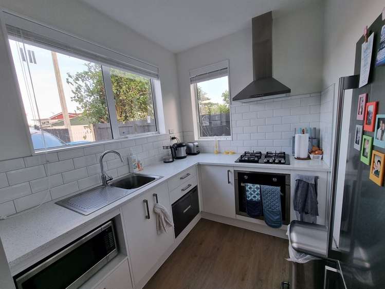 42 Camp Road Mount Wellington_3
