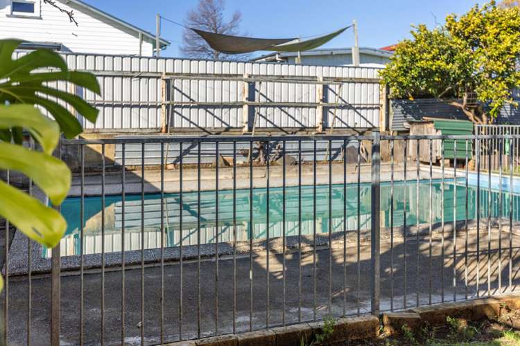 22 Rimu Street Gate Pa_11