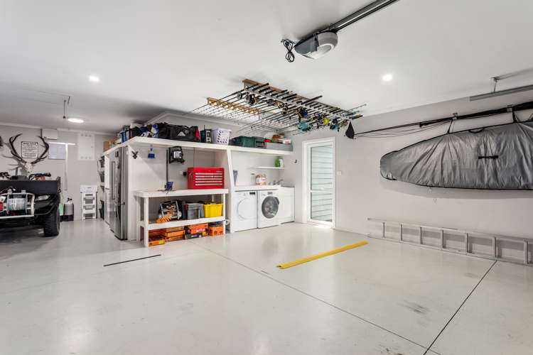 1 Charles Street Ohope_18