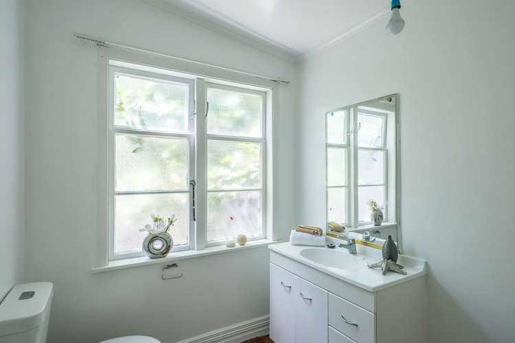 26 Mein Street Newtown_10