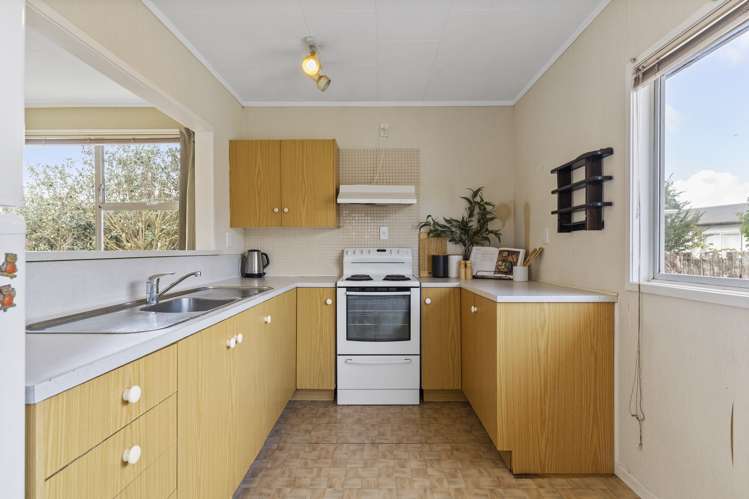 47 Thornlow Street Glendene_9