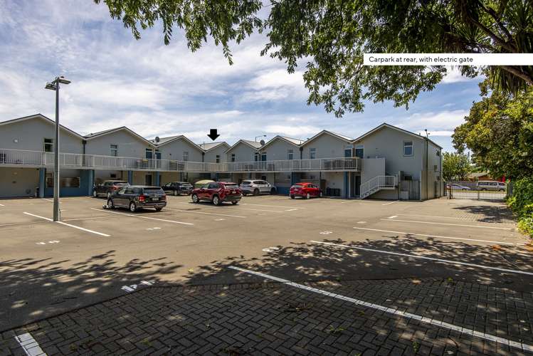 12/14 Brougham Street Addington_10