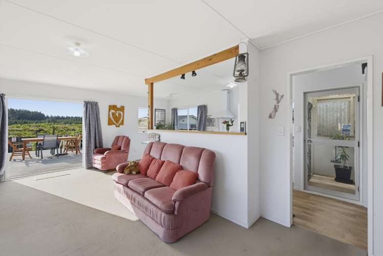 590 Waitarere Beach Road Waitarere Beach_9